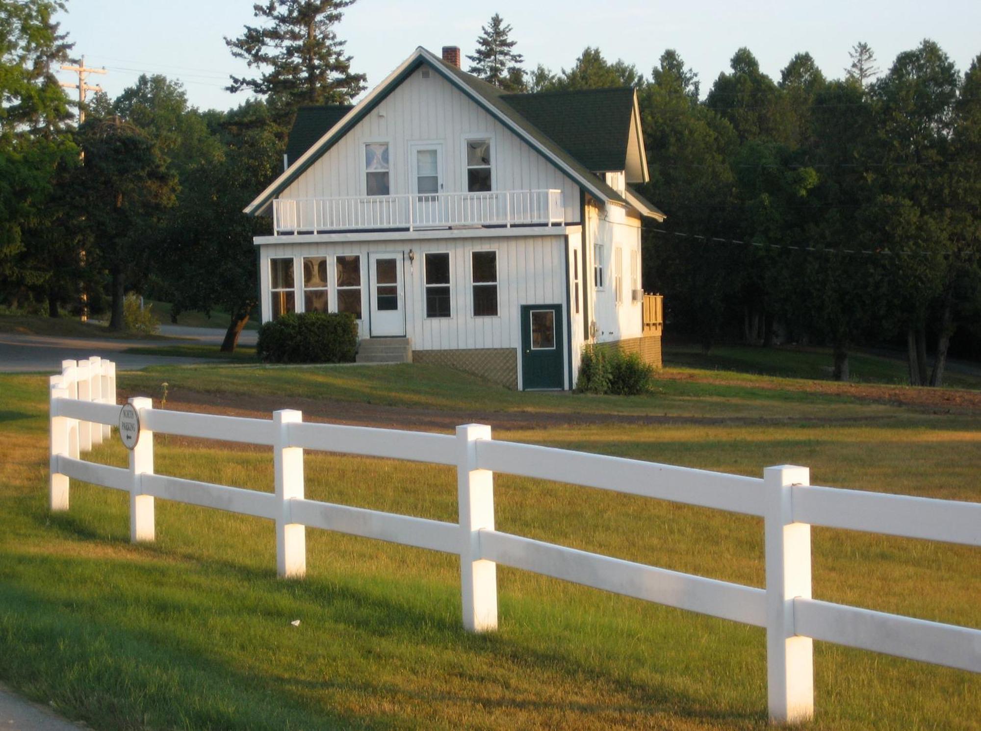 Birchwood Lodge Sister Bay Extérieur photo